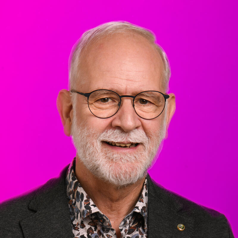 Peter Röhlen, Ansprechpartner für Designglas, dichroitisches Glas