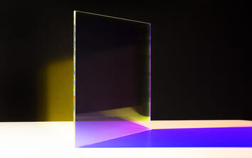 Dichroic colour-effect filter FE Cyan (night) - oblique view Dichroic colour-effect filter FE Cyan (night) - oblique view