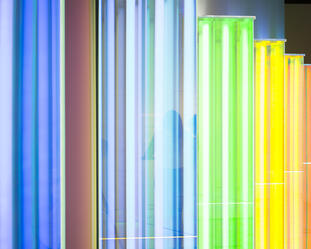 Dichroic filters in a spectral installation