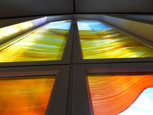 Window art made of glass